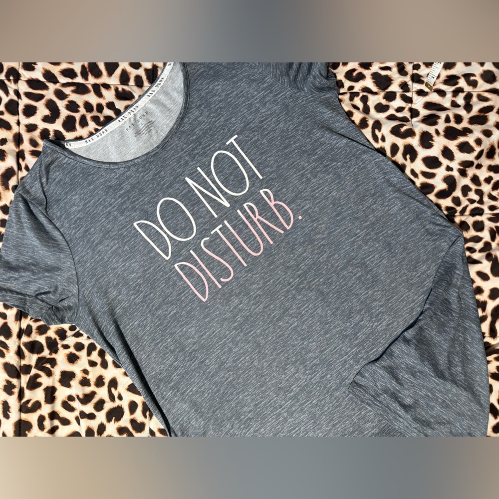 Do Not Disturb Women's Sleep Tee - Gray with Pink Text